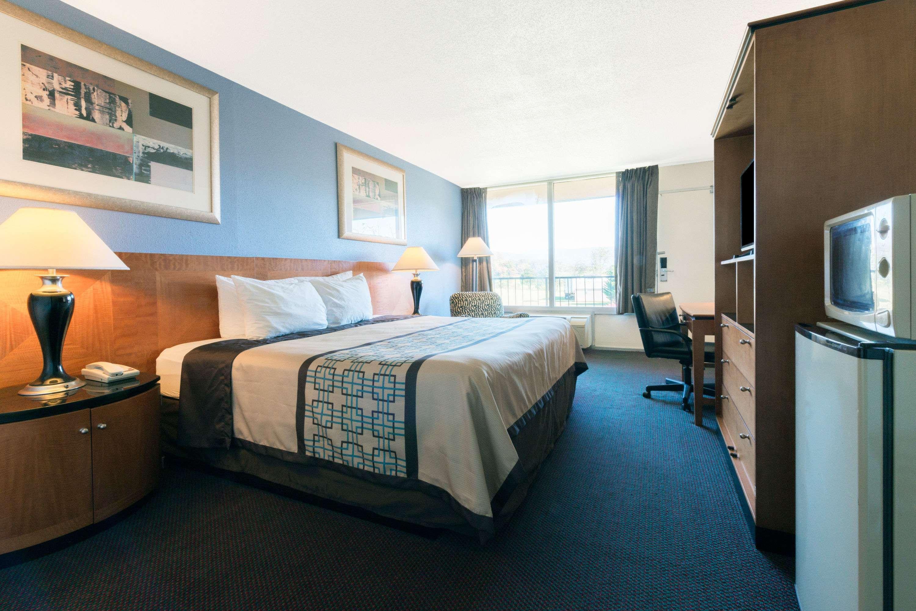 Days Inn By Wyndham Luray Shenandoah Zewnętrze zdjęcie