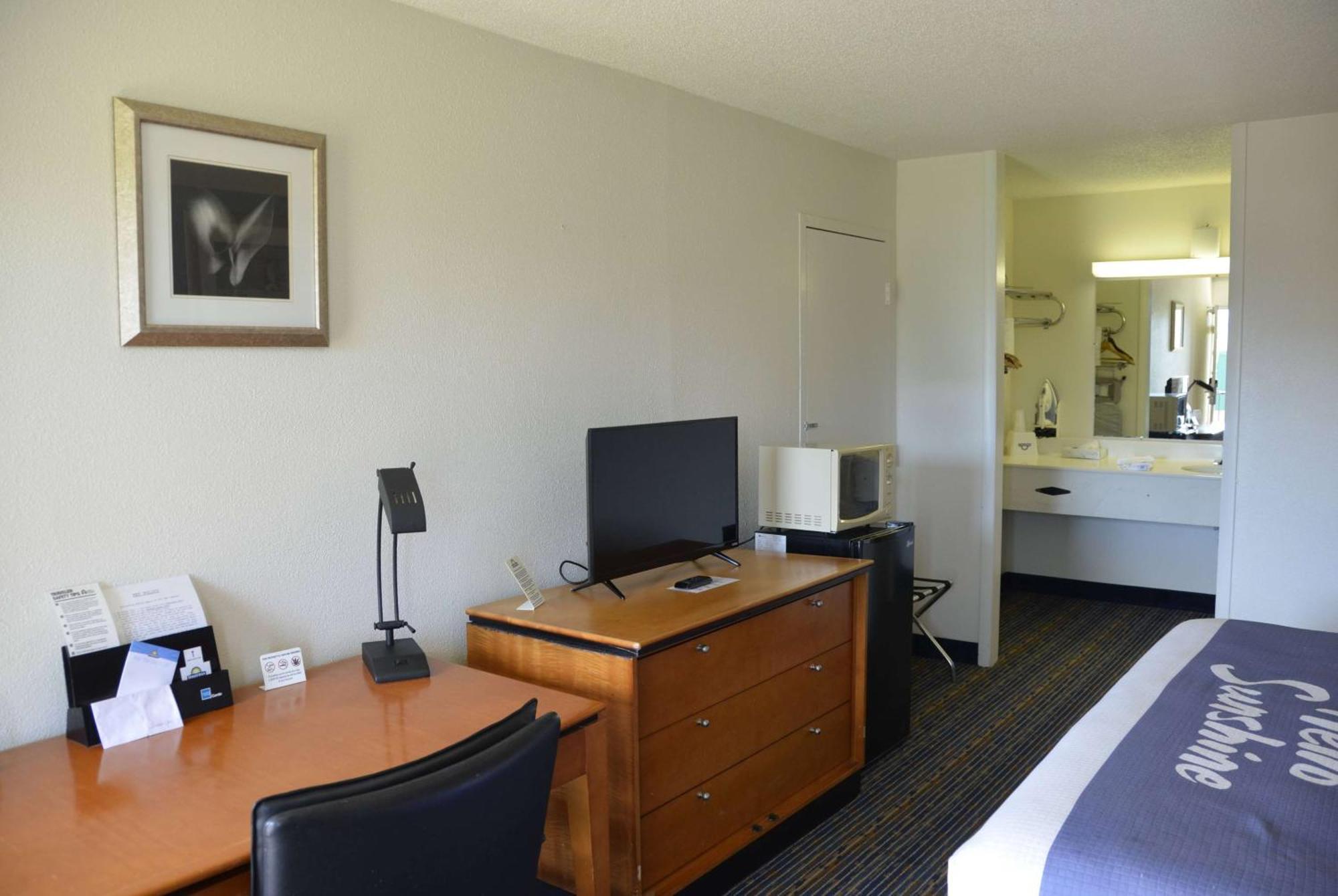 Days Inn By Wyndham Luray Shenandoah Zewnętrze zdjęcie