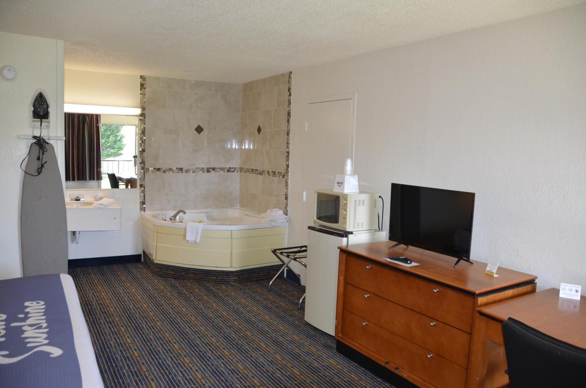 Days Inn By Wyndham Luray Shenandoah Zewnętrze zdjęcie