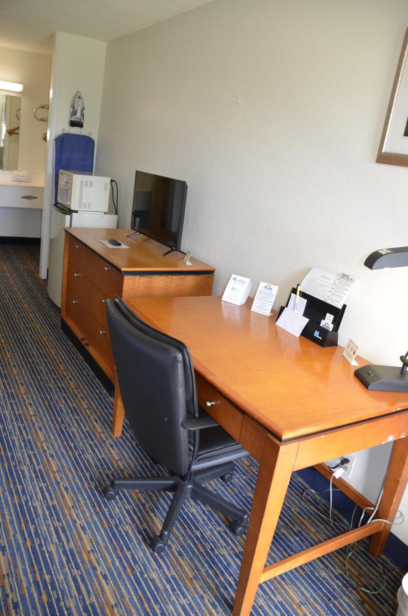 Days Inn By Wyndham Luray Shenandoah Zewnętrze zdjęcie